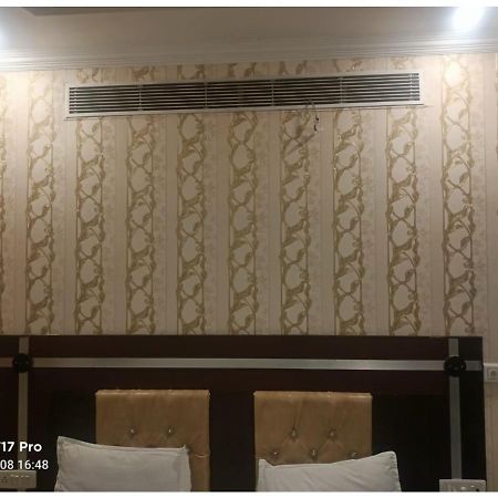 Hotel Kishore International, Amritsar Dış mekan fotoğraf