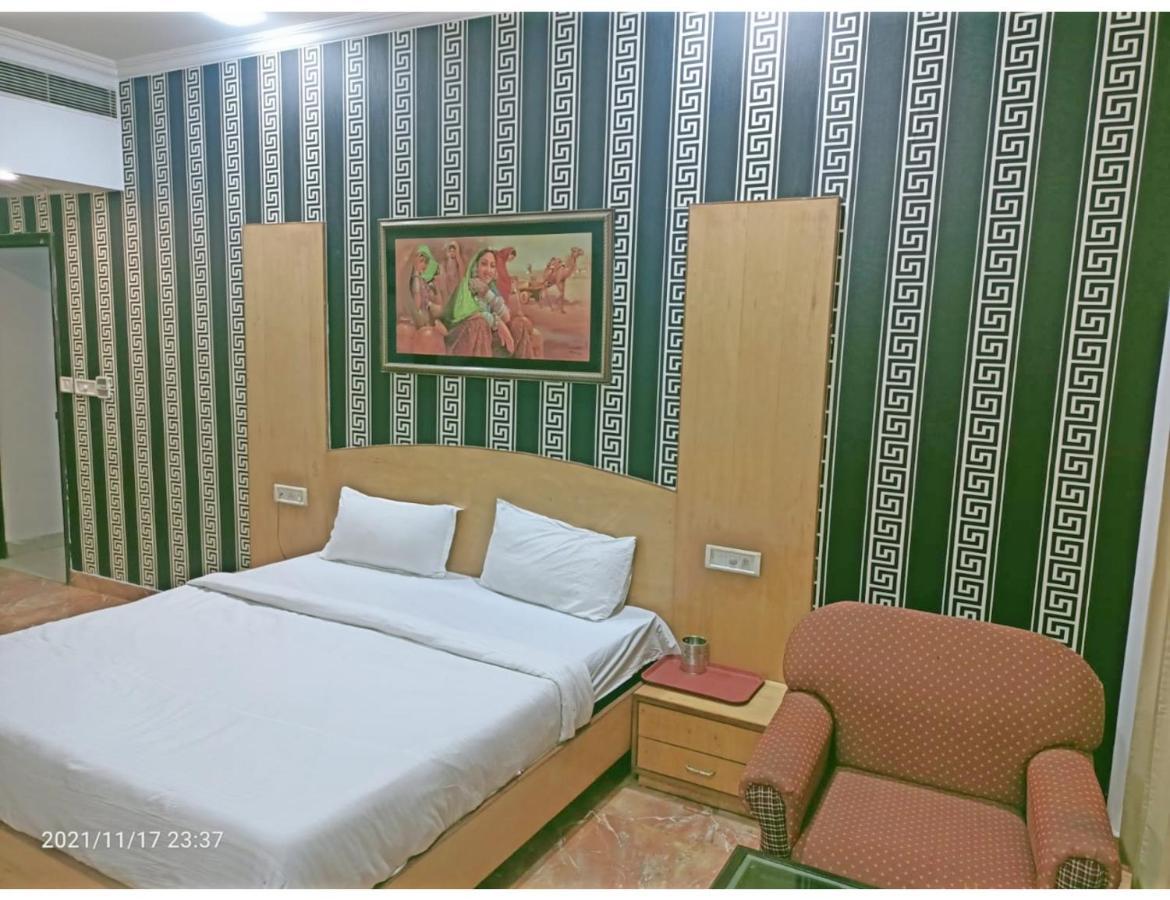 Hotel Kishore International, Amritsar Dış mekan fotoğraf