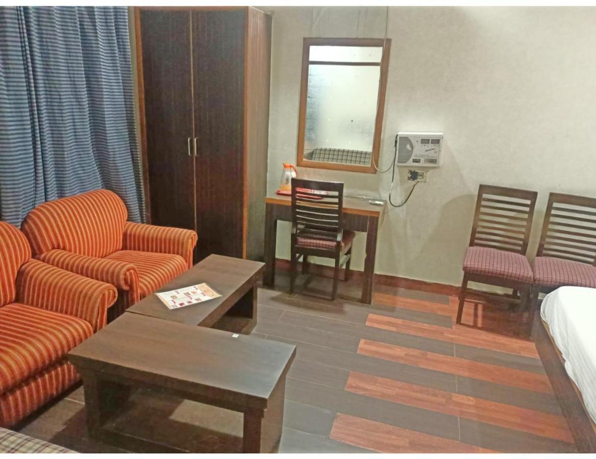 Hotel Kishore International, Amritsar Dış mekan fotoğraf